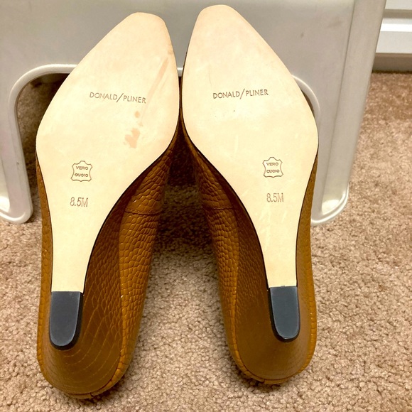 Donald Pliner Wedge - Crocco Print in Siena - Picture 7 of 7